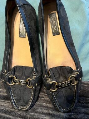 Size 9 Coach loafers vgc